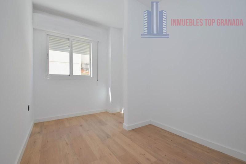 Venta de piso en Granada