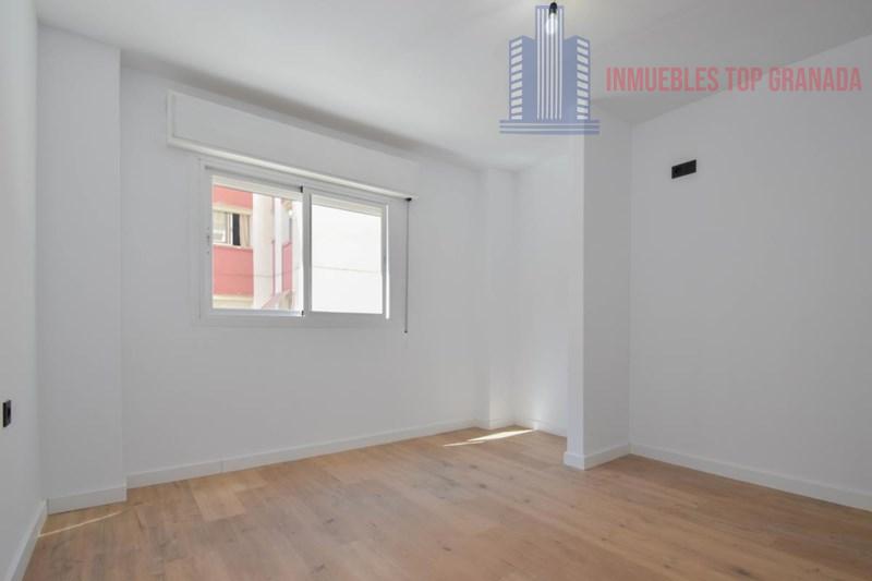 Venta de piso en Granada