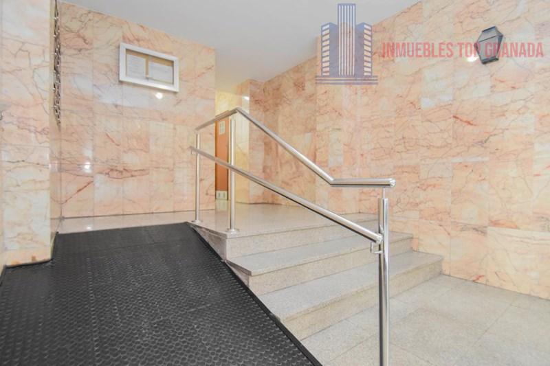 Venta de piso en Granada