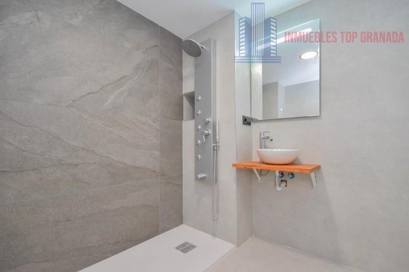 Venta de piso en Granada