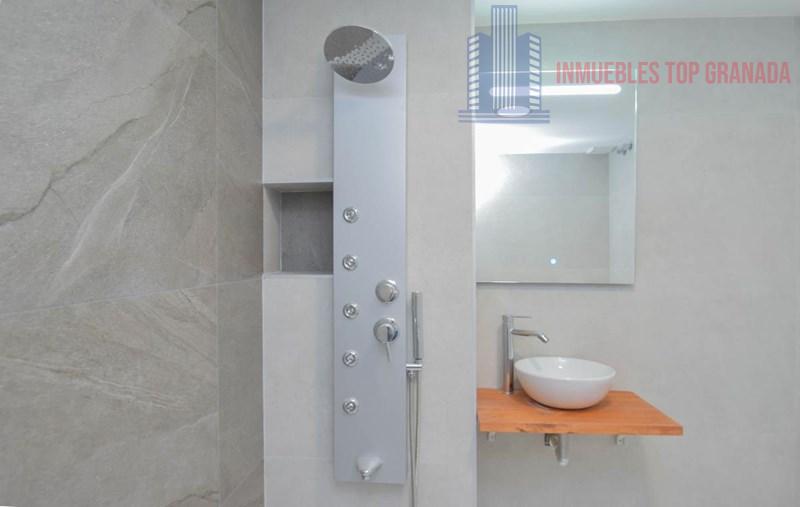 Venta de piso en Granada