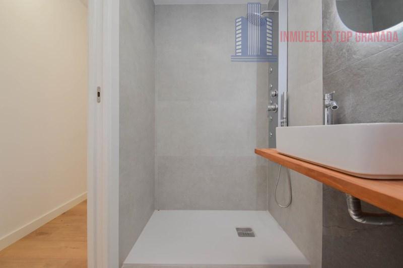Venta de piso en Granada