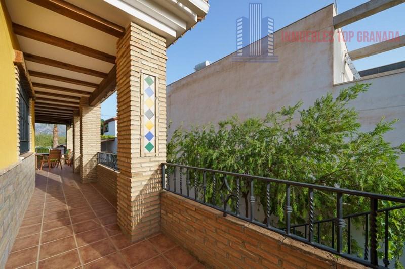 For sale of chalet in Dílar