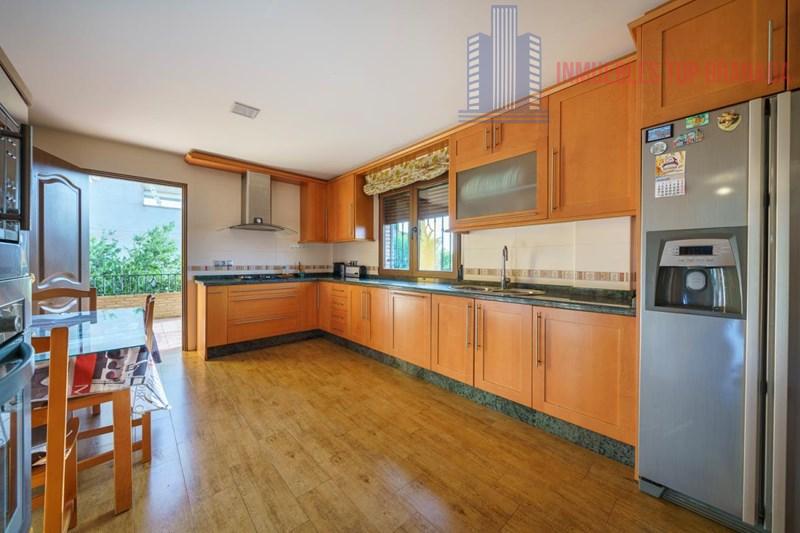 For sale of chalet in Dílar