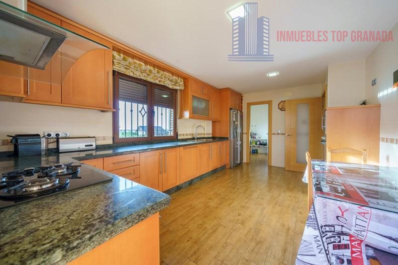 For sale of chalet in Dílar