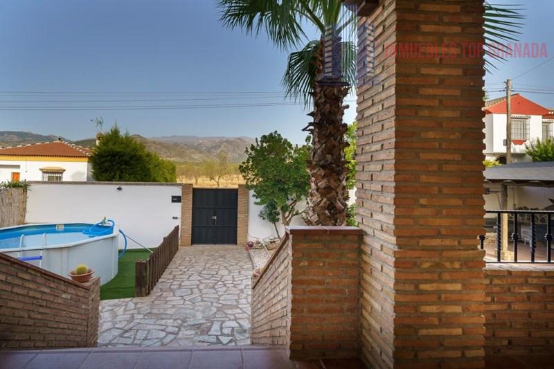 For sale of chalet in Dílar