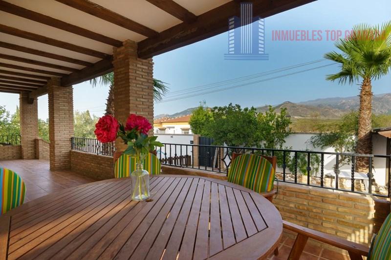 For sale of chalet in Dílar
