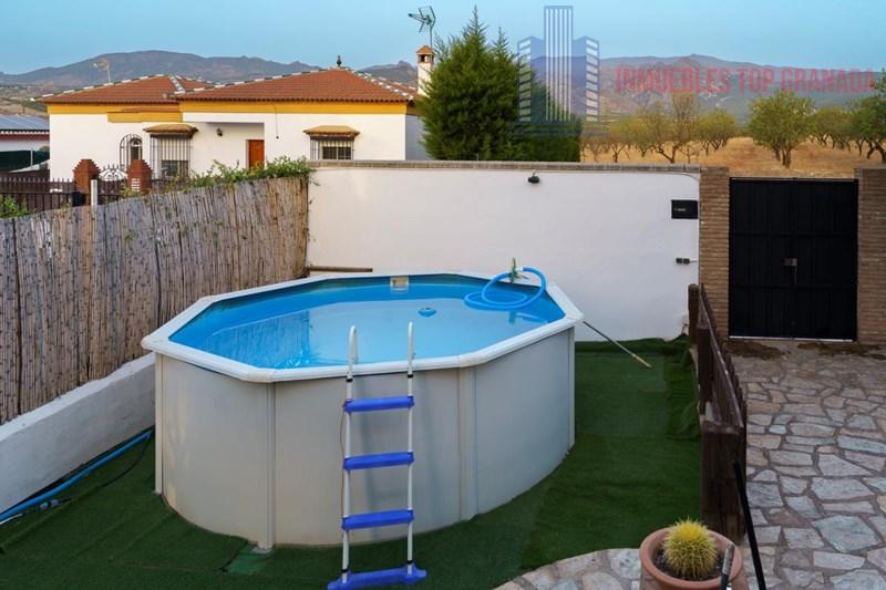 For sale of chalet in Dílar