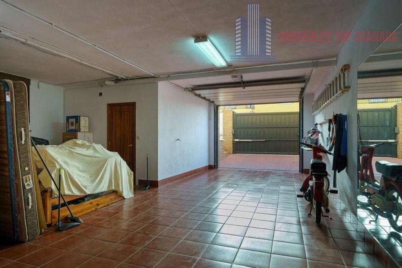 For sale of chalet in Dílar