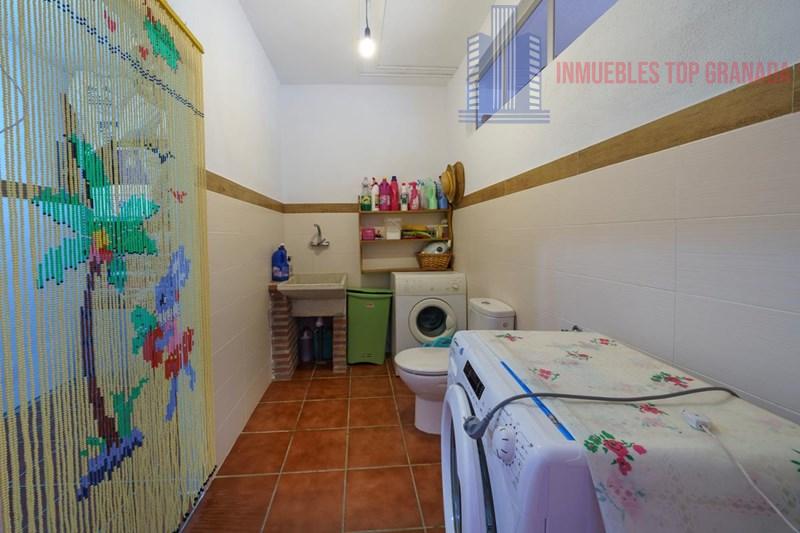 For sale of chalet in Dílar