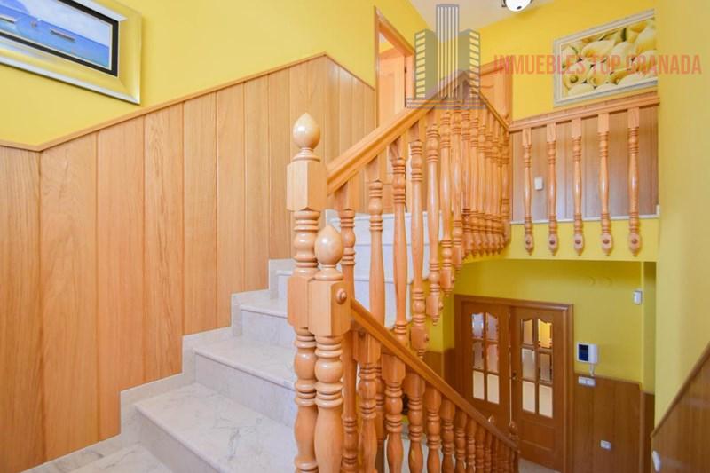 Venta de chalet en Las Gabias
