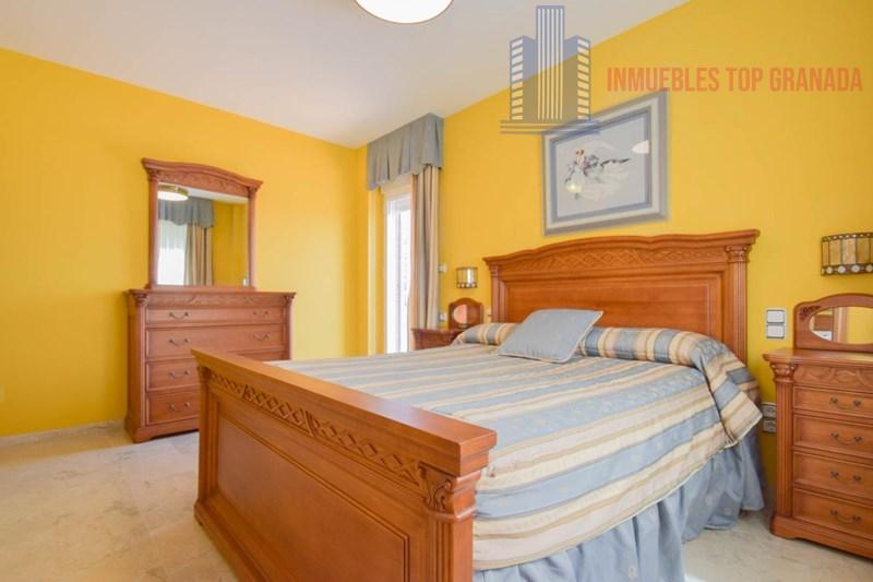 Venta de chalet en Las Gabias
