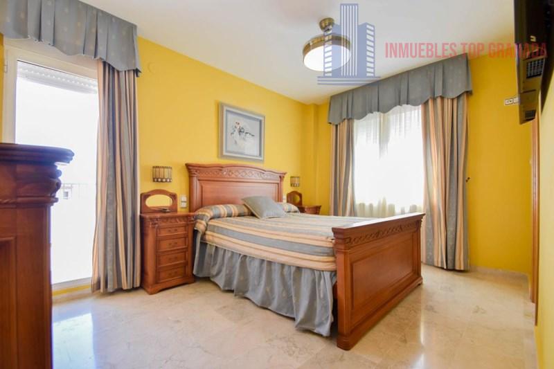 Venta de chalet en Las Gabias