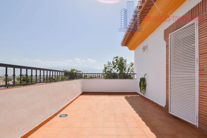 Venta de chalet en Las Gabias