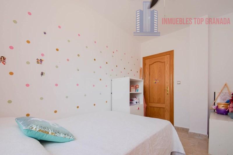 Venta de chalet en Las Gabias