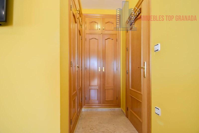 Venta de chalet en Las Gabias