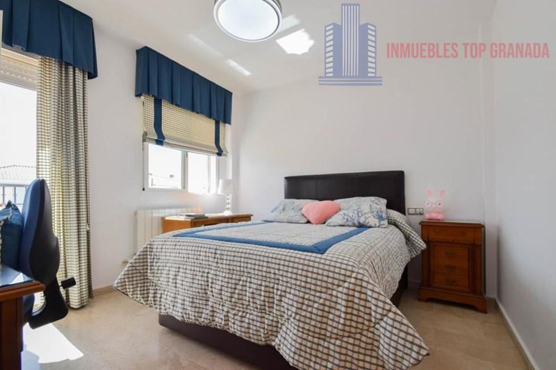 Venta de chalet en Las Gabias