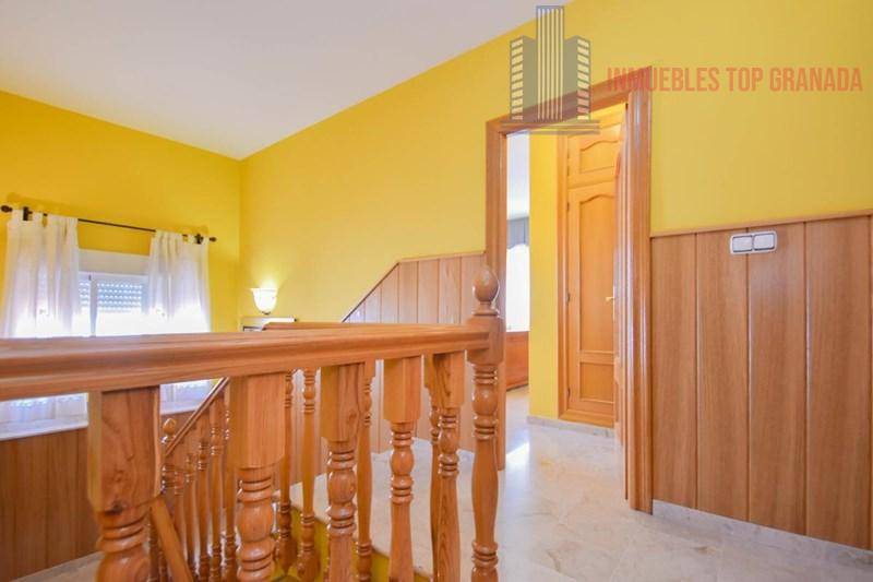 Venta de chalet en Las Gabias