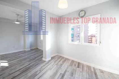 For sale of flat in Granada