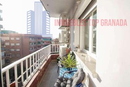 For sale of flat in Granada