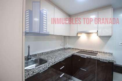 For sale of flat in Granada