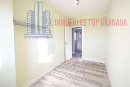 For sale of flat in Granada
