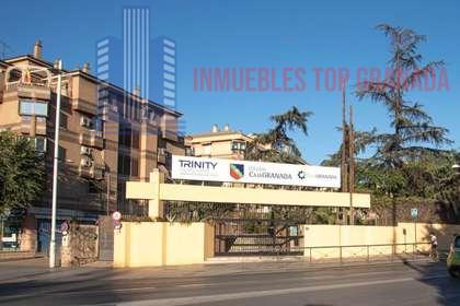 For sale of flat in Granada