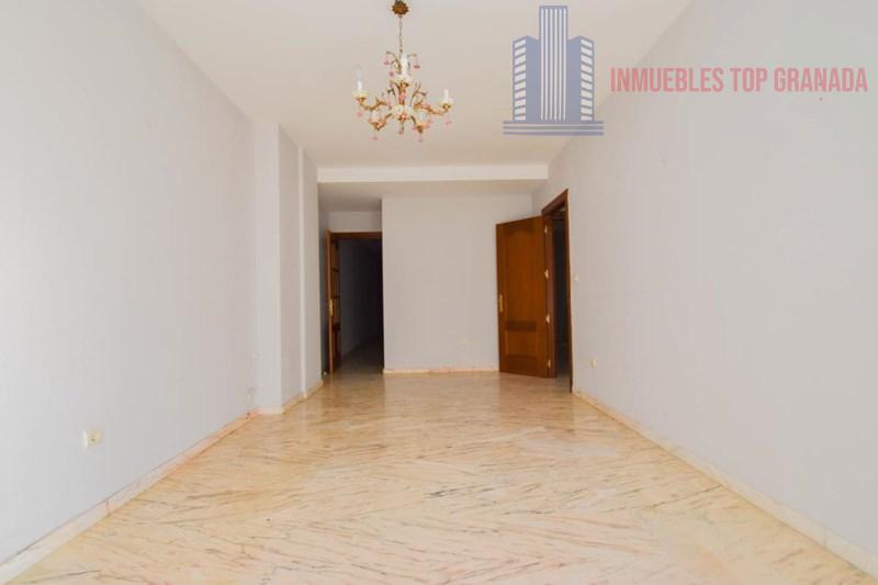 For sale of flat in Maracena