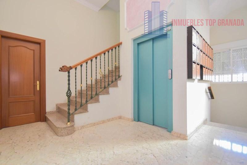 For sale of flat in Maracena