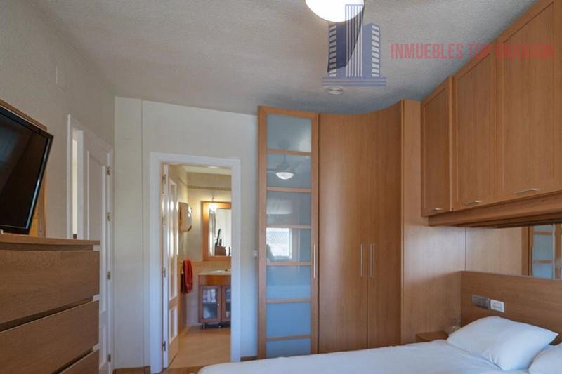 For sale of house in La Zubia