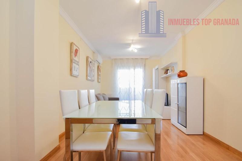 For sale of penthouse in Atarfe