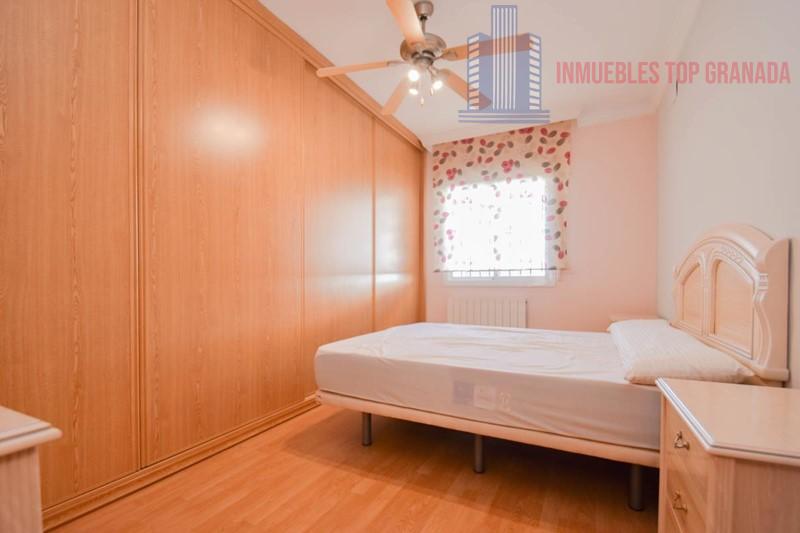 For sale of penthouse in Atarfe