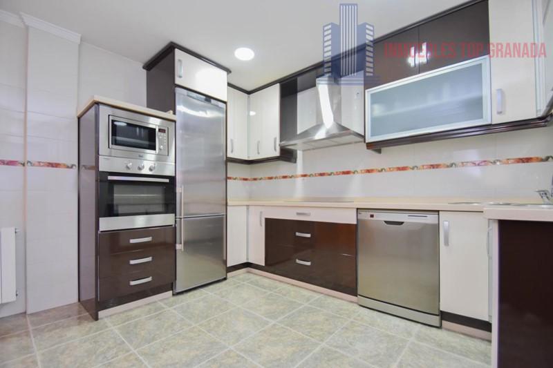 For sale of penthouse in Atarfe