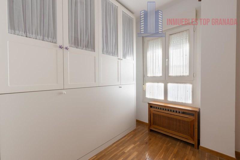 Venta de piso en Granada