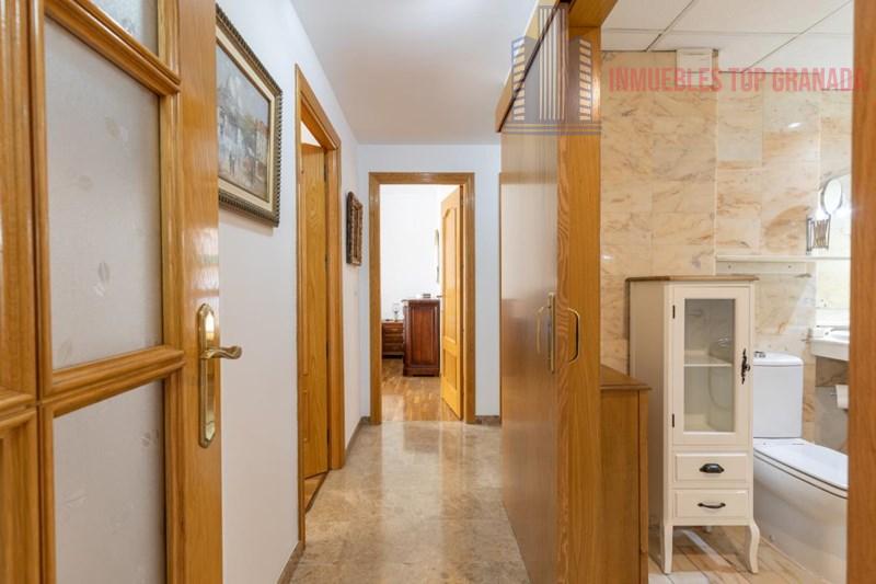 Venta de piso en Granada