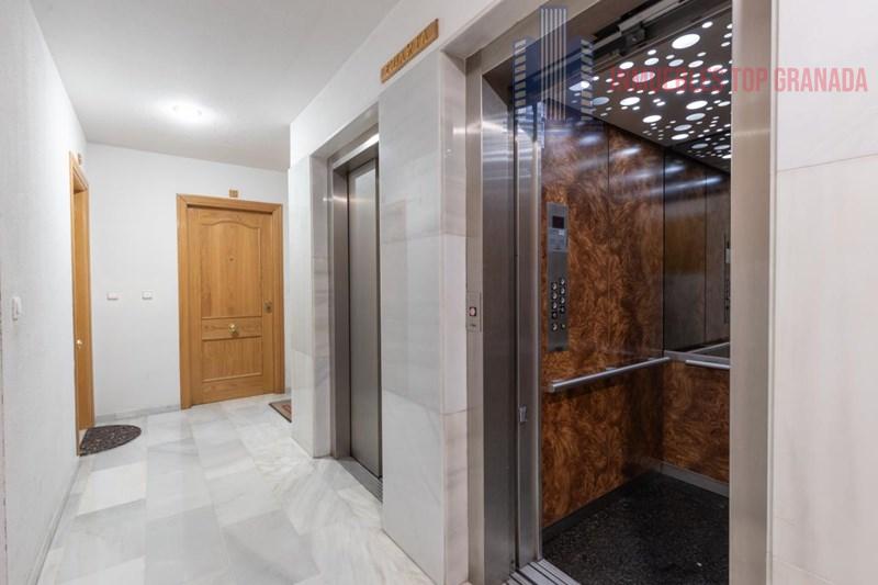 Venta de piso en Granada