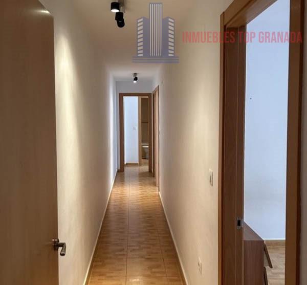 For sale of flat in Churriana de la Vega
