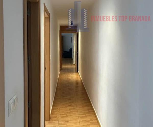 For sale of flat in Churriana de la Vega