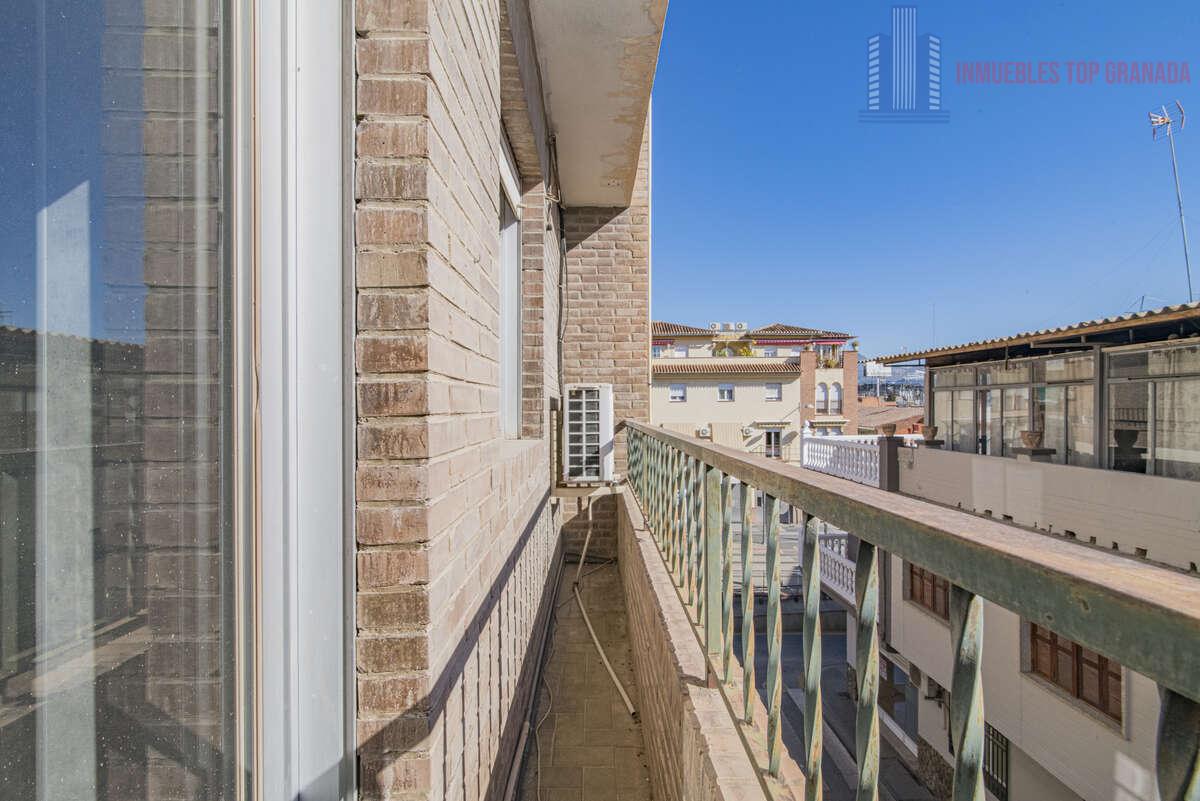 For sale of flat in Maracena