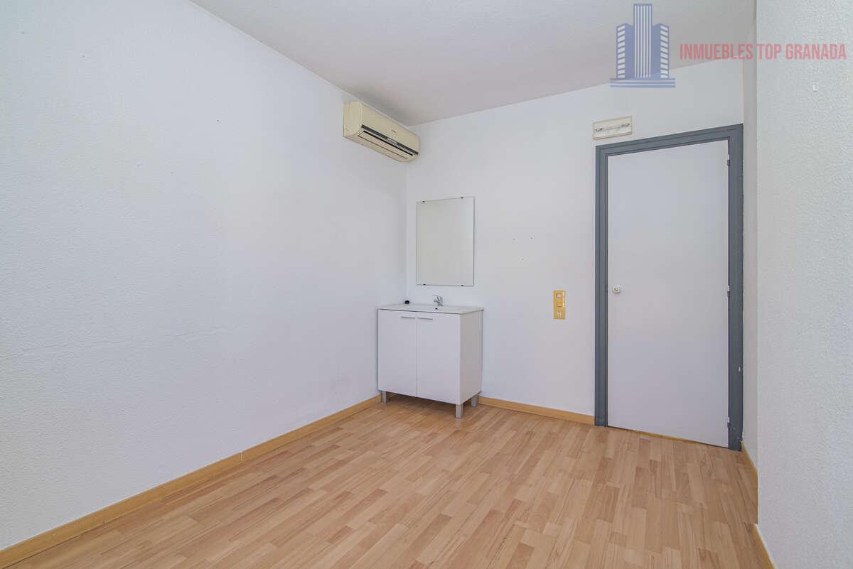 For sale of flat in Maracena