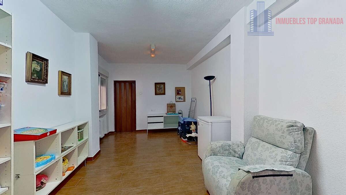 Venta de piso en Granada