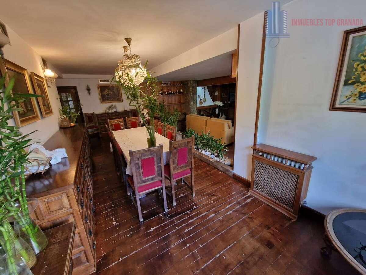 For sale of flat in Granada