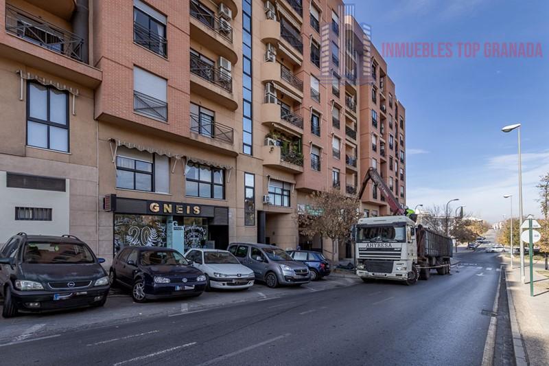Venta de piso en Granada