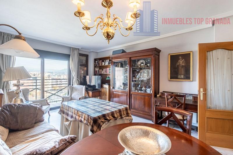 Venta de piso en Granada