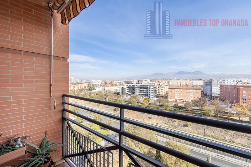 Venta de piso en Granada