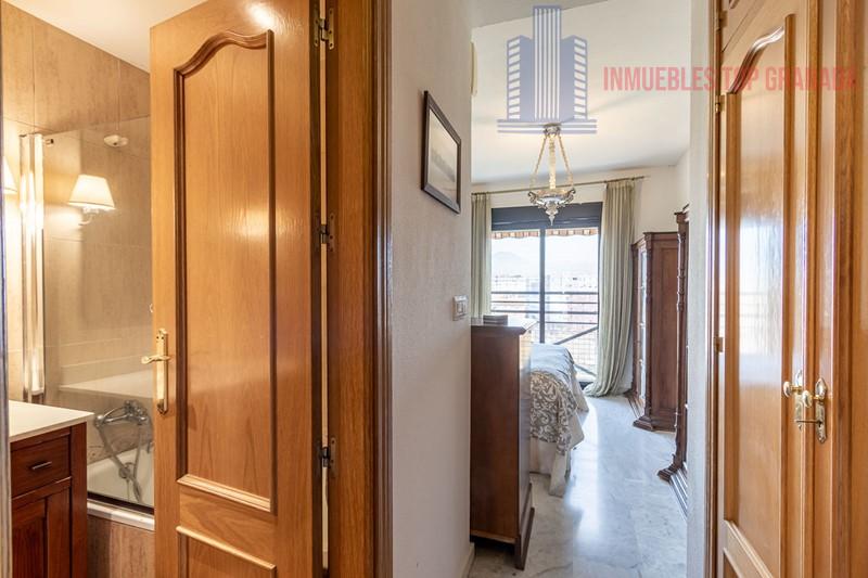 Venta de piso en Granada