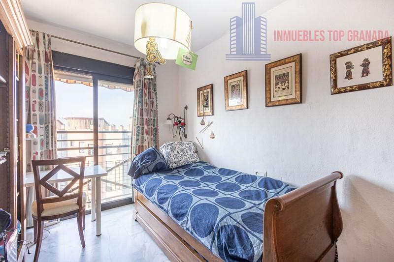 Venta de piso en Granada
