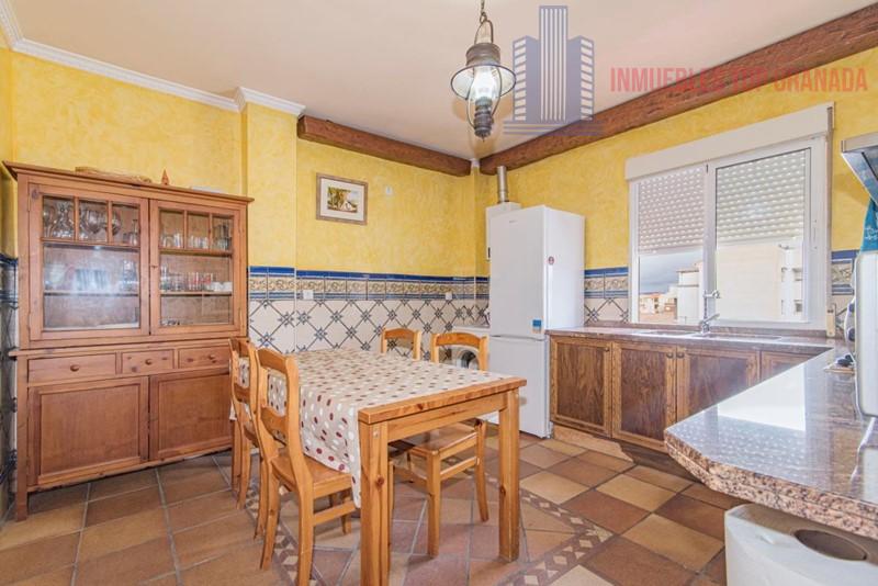 For sale of penthouse in Armilla