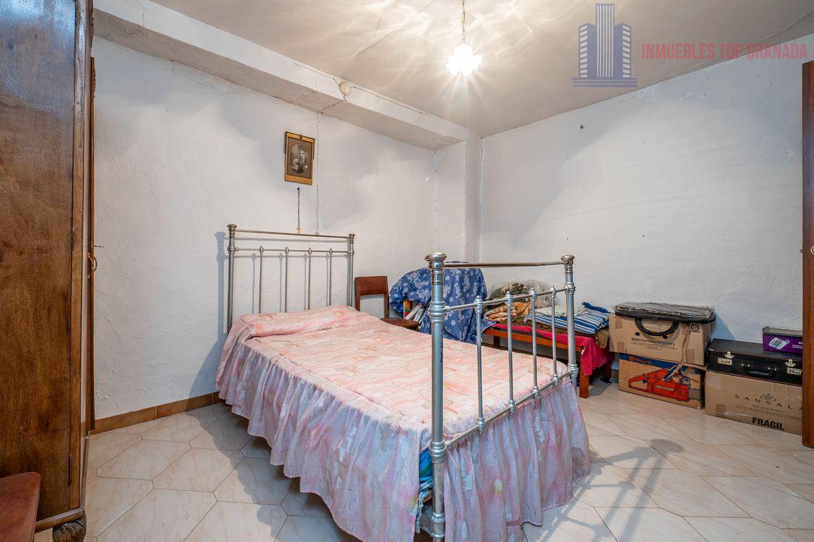 For sale of house in Cacín