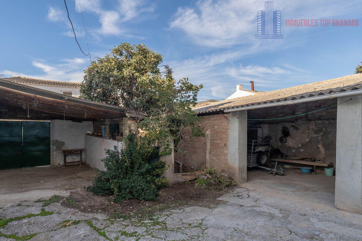 For sale of house in Cacín
